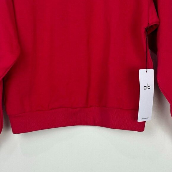 Alo Yoga Accolade Crew Neck Pullover And Accolade Short Set In Bold Red - Picture 6 of 15